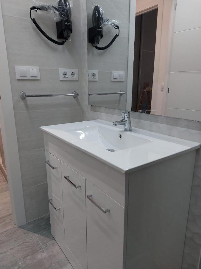 Loft La Calahorra Con Posibilidad De Aparcamiento Pregunta Por El Pack Mas Amor Córdoba Eksteriør billede