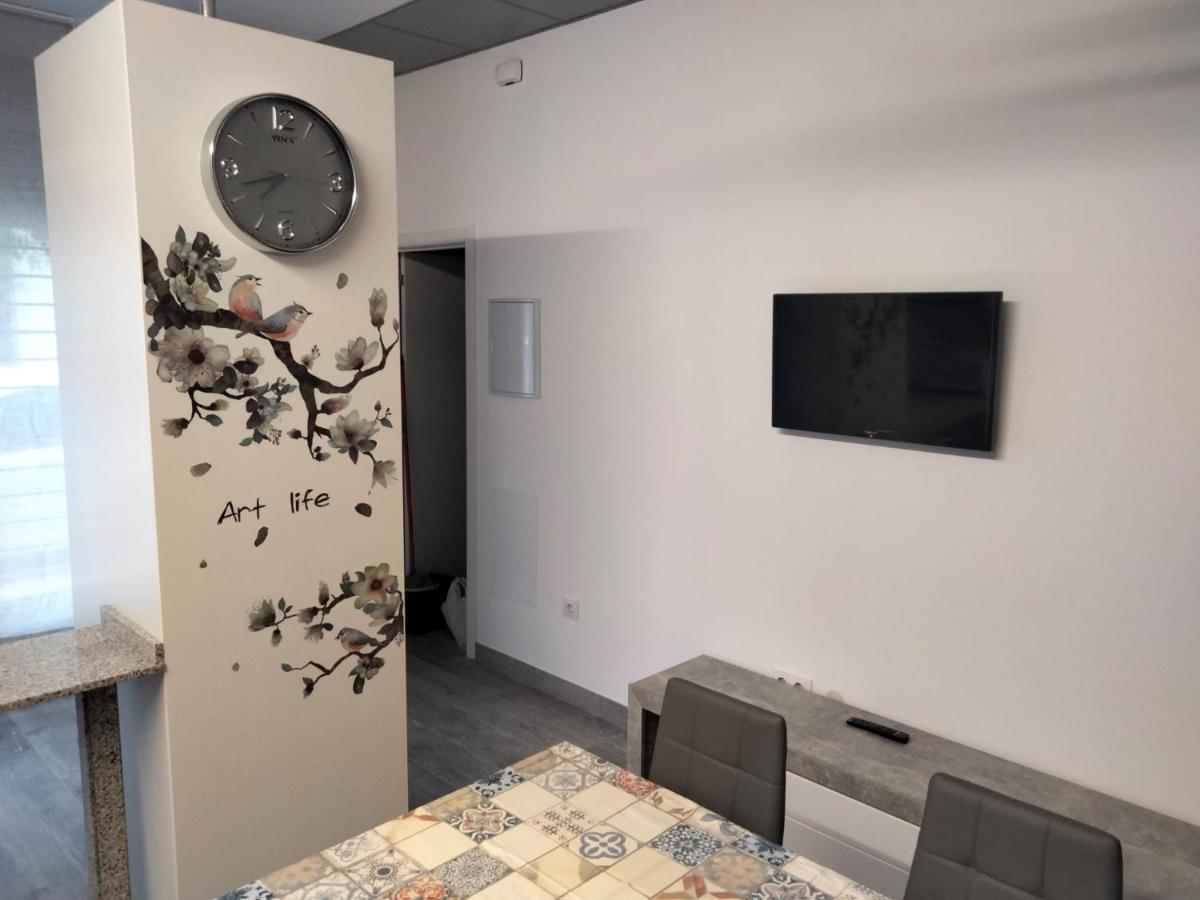 Loft La Calahorra Con Posibilidad De Aparcamiento Pregunta Por El Pack Mas Amor Córdoba Eksteriør billede