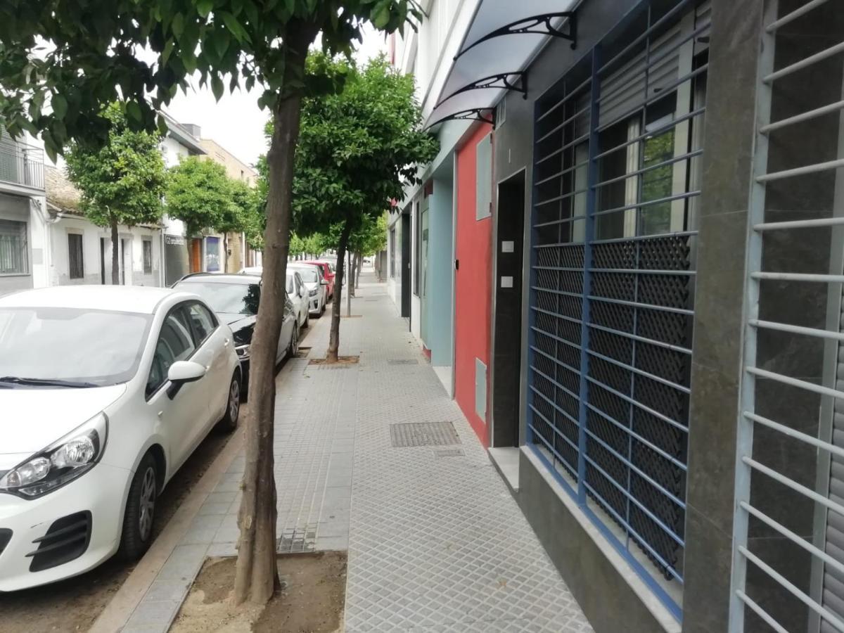 Loft La Calahorra Con Posibilidad De Aparcamiento Pregunta Por El Pack Mas Amor Córdoba Eksteriør billede