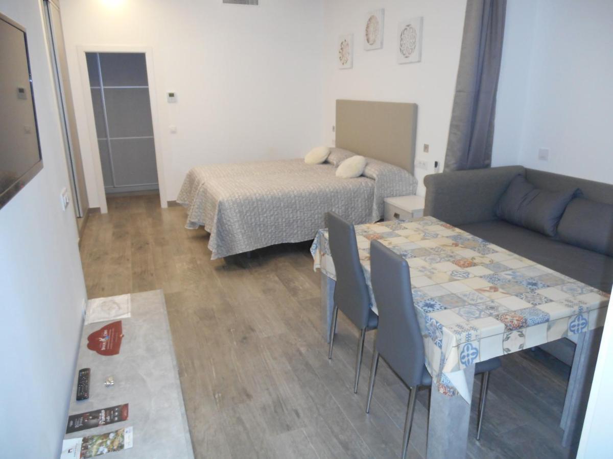 Loft La Calahorra Con Posibilidad De Aparcamiento Pregunta Por El Pack Mas Amor Córdoba Eksteriør billede